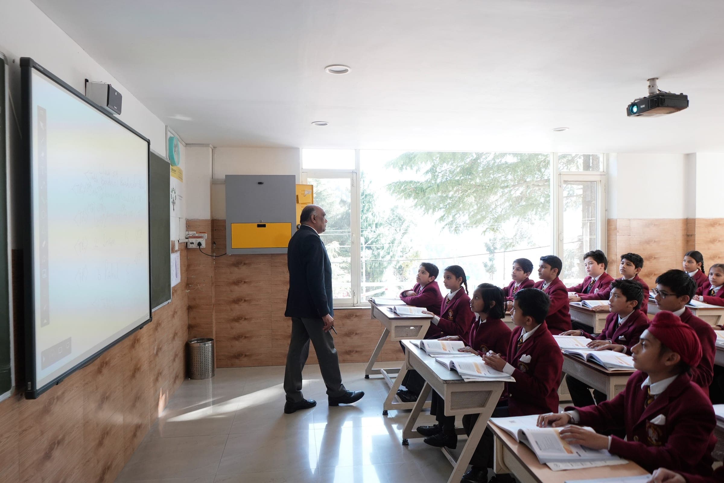 A focused lesson in a Dalhousie classroom